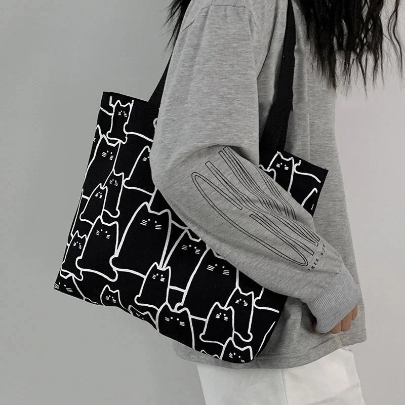 "Japanese Cartoon Cat Canvas Tote: Designer Zipper Handbag"